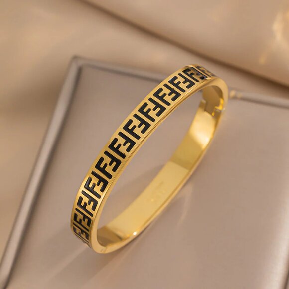 NEW! 18K PLATED Stainless LETTER BANGLE BRACELET - Picture 3 of 4